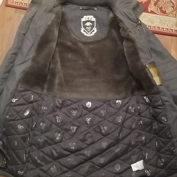 TNA Long Winter Parka - Picture 5 of 13